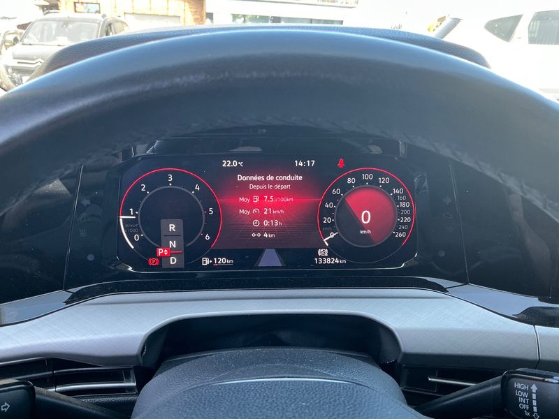 Volkswagen Golf VIII 2.0 TDI Life 2021 – снимка 18