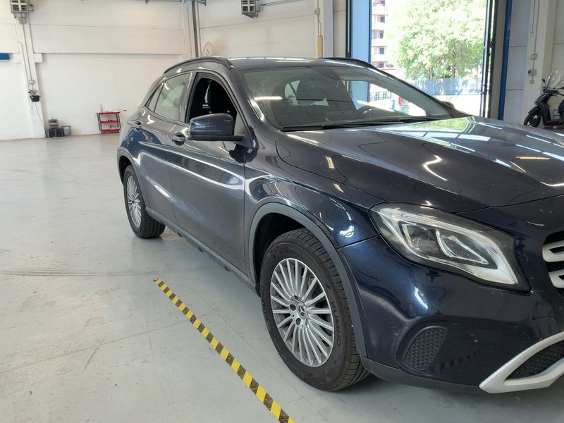 Mercedes-Benz GLA-Klasse GLA 180 d Business 2018 – снимка 12