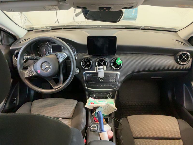 Mercedes-Benz GLA-Klasse GLA 180 d Business 2018 – снимка 17