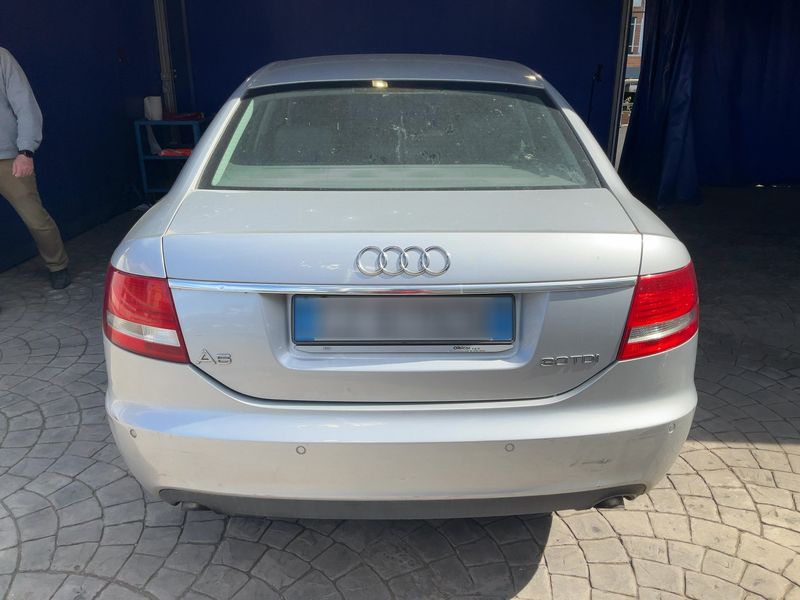 Audi A6 3.0 V6 TDI quattro 2006 – снимка 7