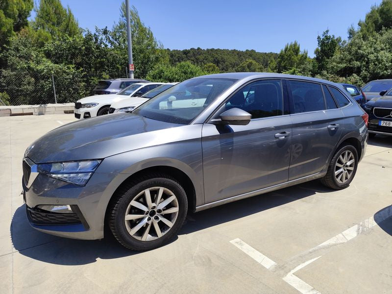 Skoda Scala 1.0 TSI Ambition 2022 – снимка 2