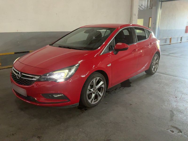 Opel Astra 1.6 CDTI DPF Dynamic 2015 – снимка 2