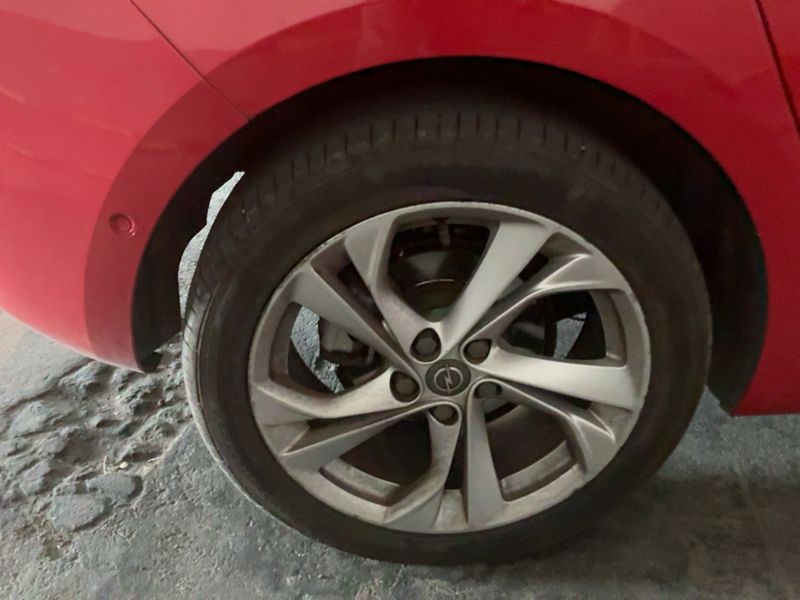 Opel Astra 1.6 CDTI DPF Dynamic 2015 – снимка 19