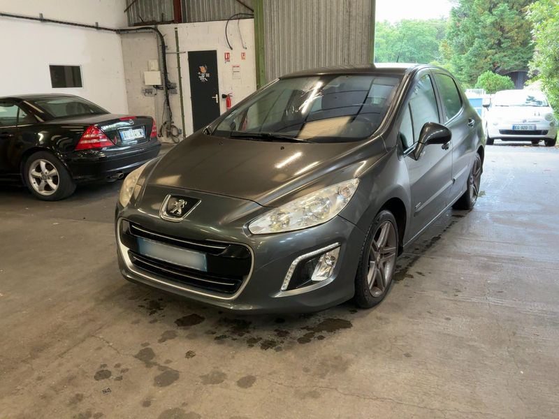 Peugeot 308 1.6 HDi Sportium 2012 – снимка 1