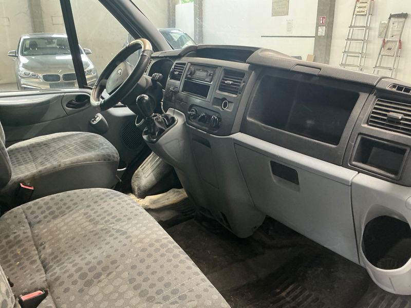 Ford Transit 2.2 TDCi FT 260 K City Light 2011 – снимка 3