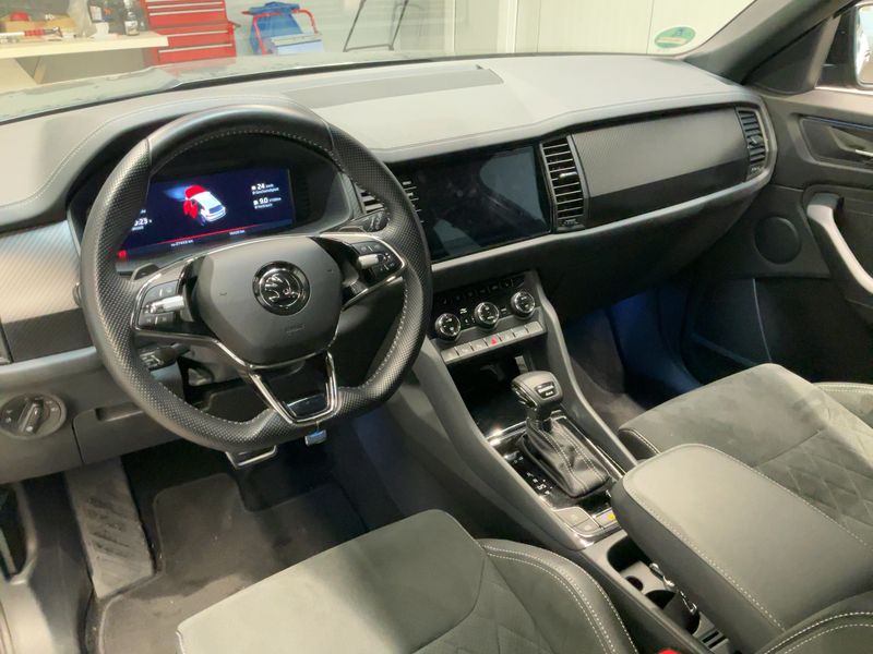 Skoda Kodiaq 2.0 TDI Sportline 4x4 2024 – снимка 18