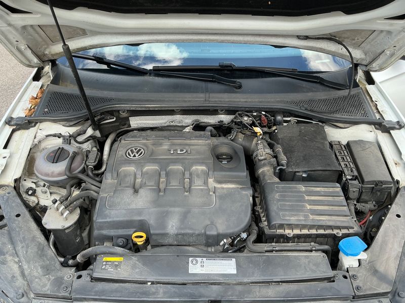 Volkswagen Passat 1.6 TDI Comfortline BlueMotion Tech 2016 – снимка 35