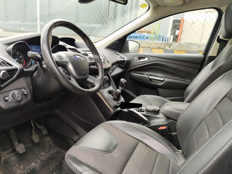 Ford Kuga 1.5 EcoBoost Titanium 2015 – снимка 10