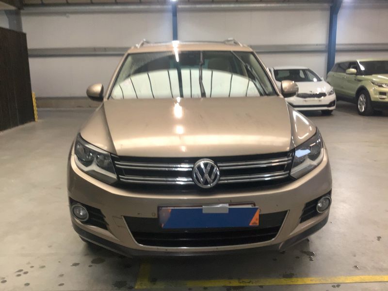 Volkswagen Tiguan 1.4 TSI Sport & Style BlueMotion Tech 2013 – снимка 14