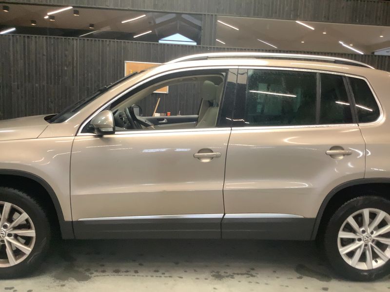 Volkswagen Tiguan 1.4 TSI Sport & Style BlueMotion Tech 2013 – снимка 4