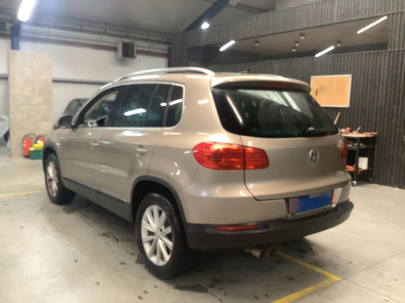 Volkswagen Tiguan 1.4 TSI Sport & Style BlueMotion Tech 2013 – снимка 6