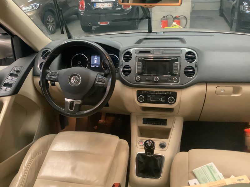Volkswagen Tiguan 1.4 TSI Sport & Style BlueMotion Tech 2013 – снимка 17