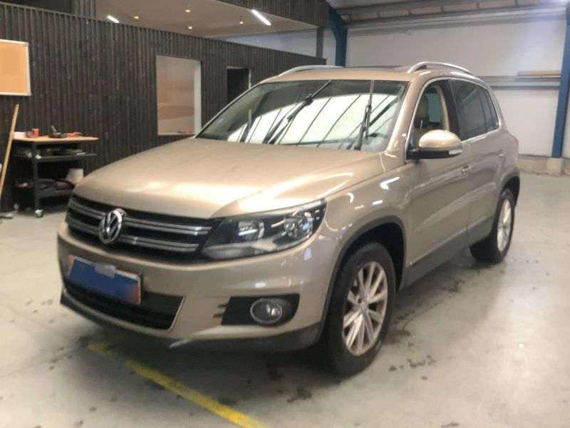 Volkswagen Tiguan 1.4 TSI Sport & Style BlueMotion Tech 2013 – снимка 1