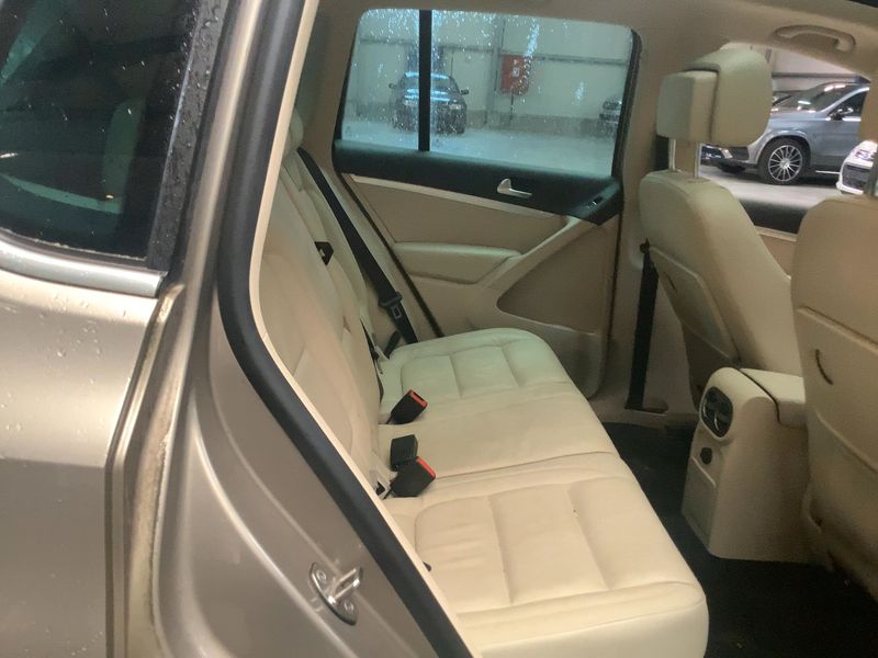 Volkswagen Tiguan 1.4 TSI Sport & Style BlueMotion Tech 2013 – снимка 19