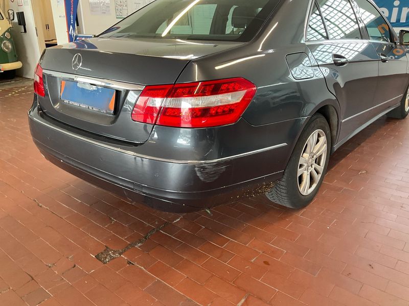 Mercedes-Benz E-Klasse E 200 CGI BlueEfficiency Elegance 2009 – снимка 36