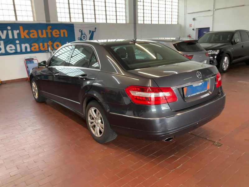 Mercedes-Benz E-Klasse E 200 CGI BlueEfficiency Elegance 2009 – снимка 6