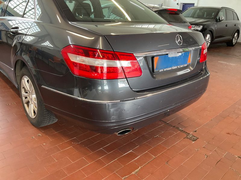 Mercedes-Benz E-Klasse E 200 CGI BlueEfficiency Elegance 2009 – снимка 35