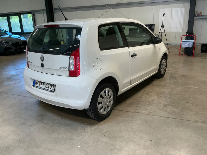 Skoda Citigo 1.0 MPI Active 2015 – снимка 2