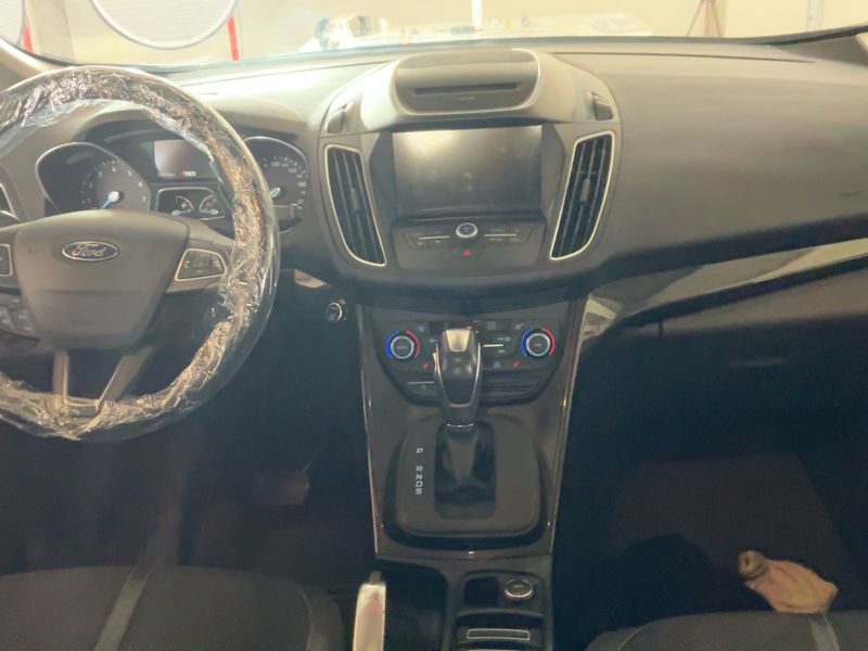 Ford C-Max 1.5 EcoBoost Titanium X 2017 – снимка 18
