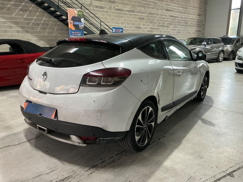 Renault Megane 1.9 dCi Dynamique 2010 – снимка 2