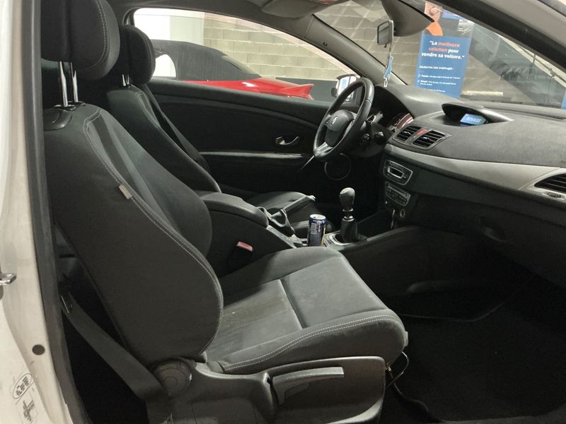 Renault Megane 1.9 dCi Dynamique 2010 – снимка 3