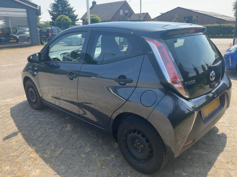 Toyota Aygo 1.0 X 2017 – снимка 6
