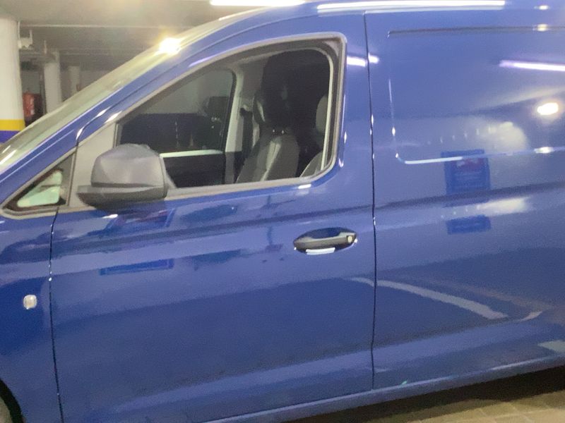Volkswagen Caddy 2.0 TDI Maxi 2023 – снимка 4