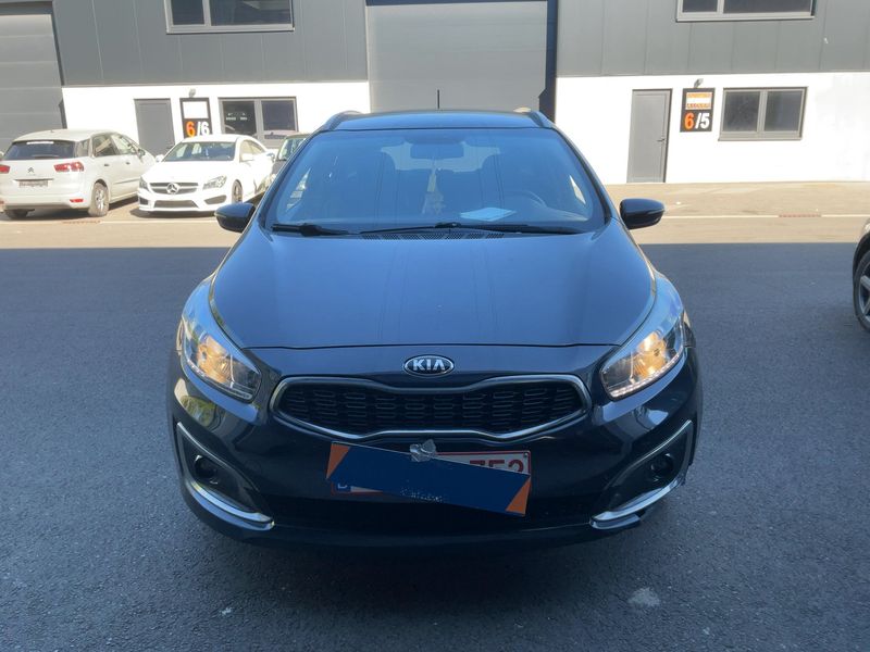 Kia cee'd 1.6 CRDi Business 2017 – снимка 14
