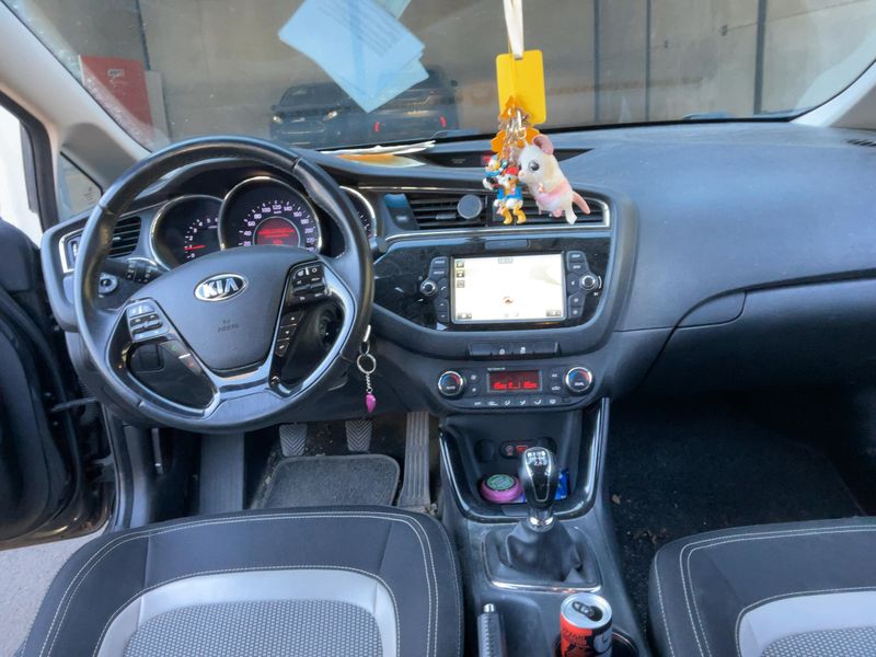 Kia cee'd 1.6 CRDi Business 2017 – снимка 17