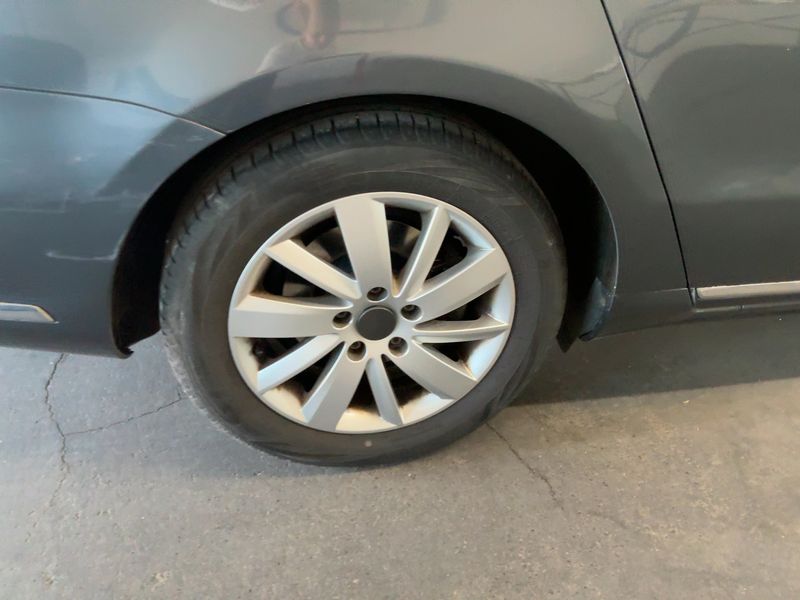 Volkswagen Passat 1.6 TDI Comfortline BlueMotion Tech 2013 – снимка 9
