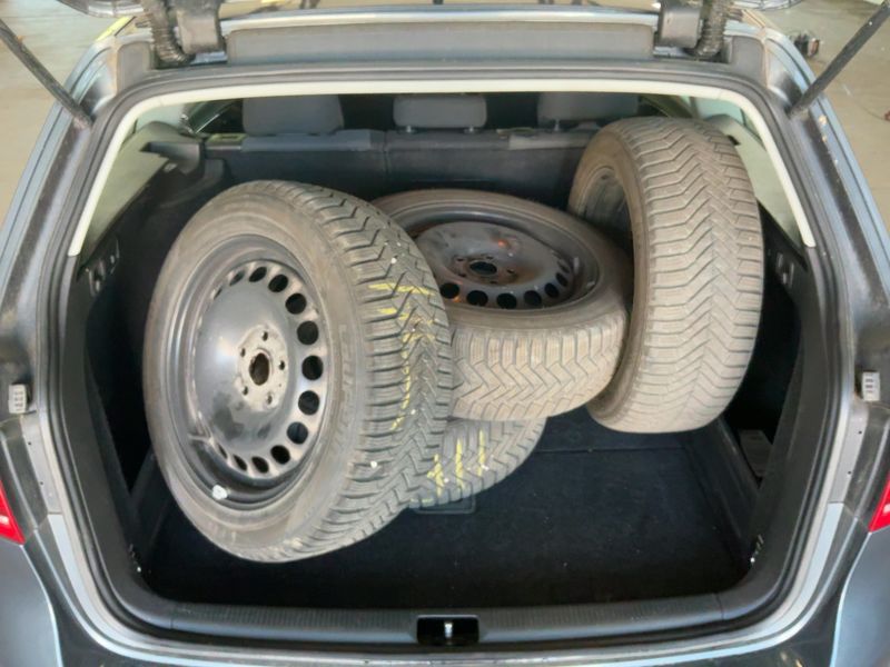 Volkswagen Passat 1.6 TDI Comfortline BlueMotion Tech 2013 – снимка 16