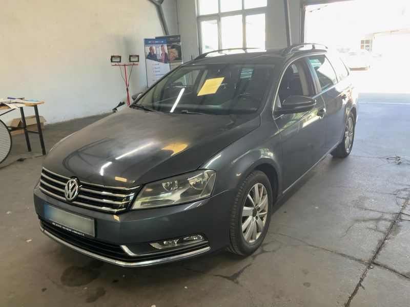 Volkswagen Passat 1.6 TDI Comfortline BlueMotion Tech 2013