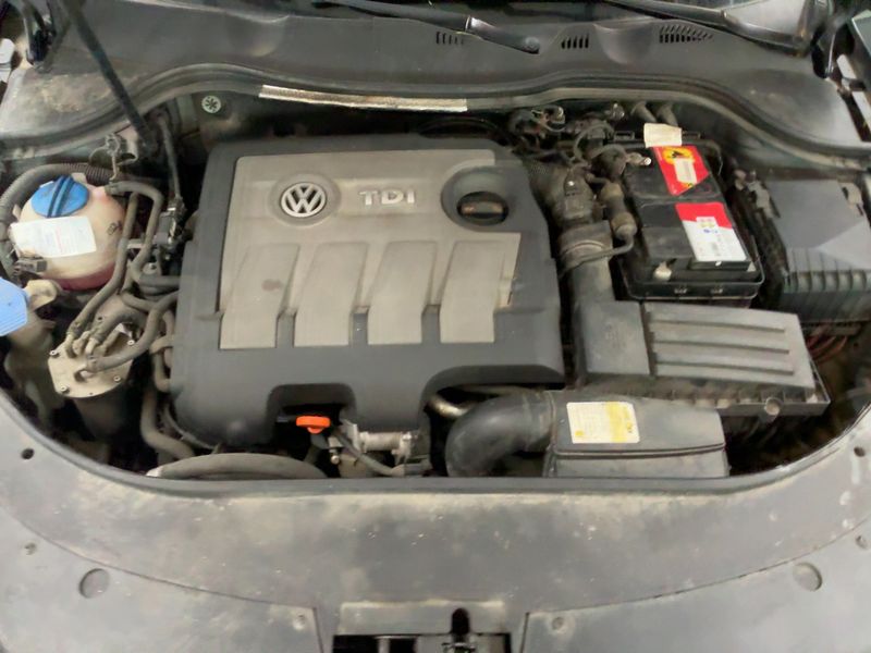 Volkswagen Passat 1.6 TDI Comfortline BlueMotion Tech 2013 – снимка 26