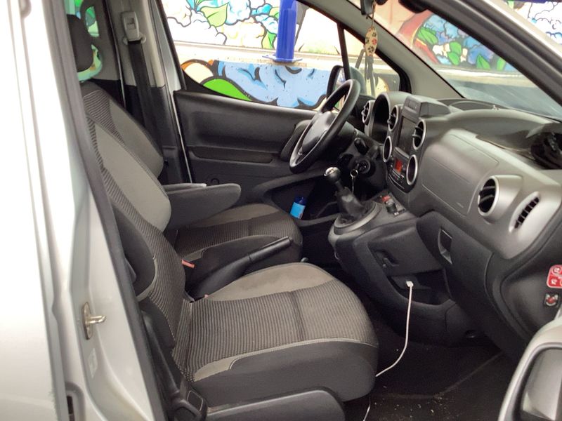 Peugeot Partner 1.6 Blue-HDi Outdoor 2017 – снимка 16
