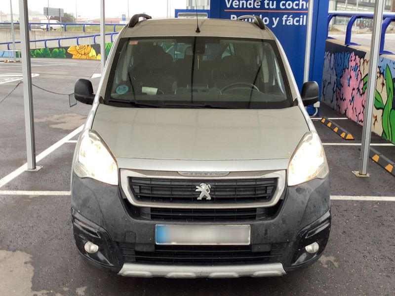 Peugeot Partner 1.6 Blue-HDi Outdoor 2017 – снимка 14