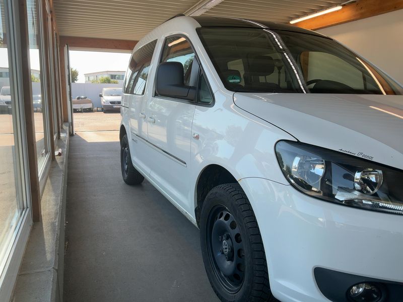 Volkswagen Caddy 1.6 TDI Edition30 2013 – снимка 12