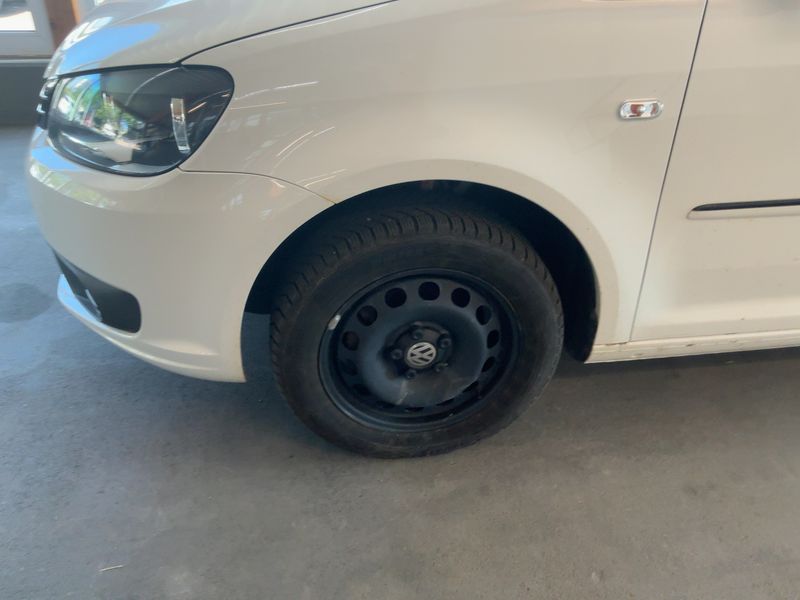Volkswagen Caddy 1.6 TDI Edition30 2013 – снимка 3
