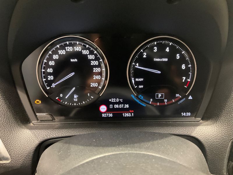 BMW 1er 118i Advantage 2018 – снимка 18