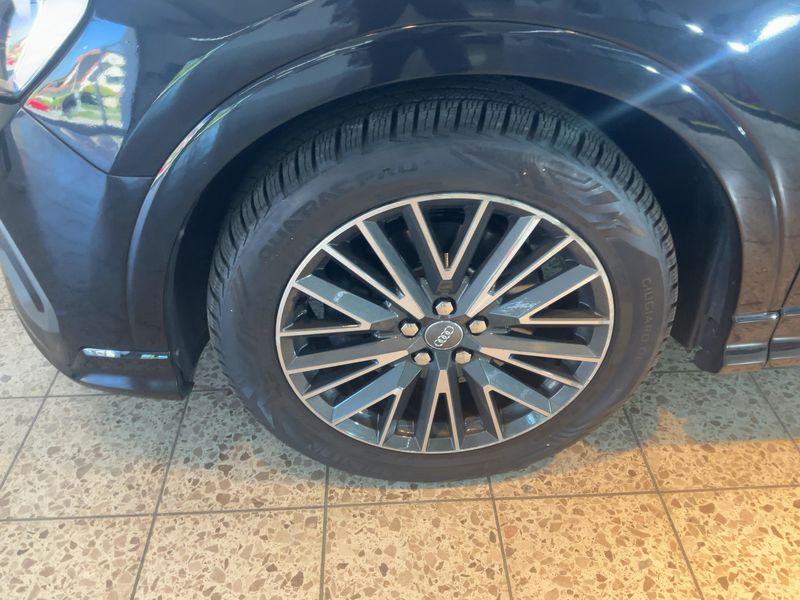 Audi Q3 40 TFSI quattro S line 2020 – снимка 3