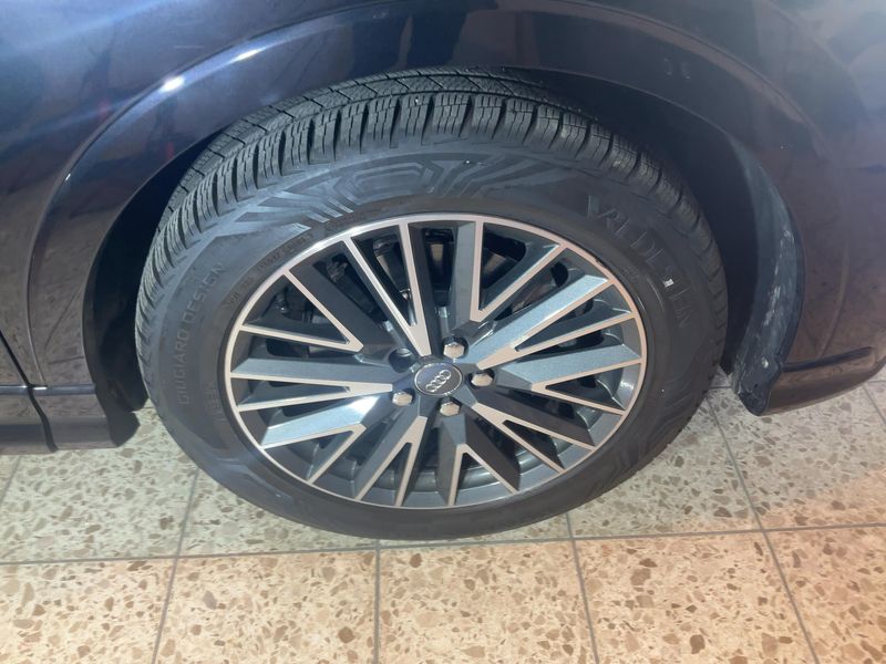 Audi Q3 40 TFSI quattro S line 2020 – снимка 11