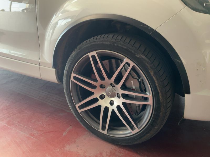 Audi Q7 4.2 V8 TDI quattro Ambition 2014 – снимка 11