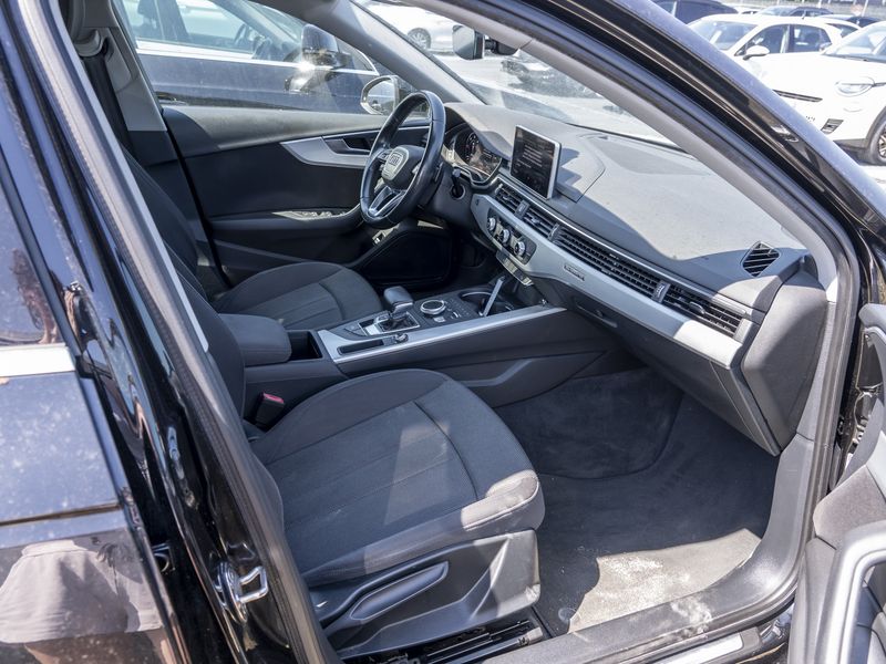 Audi A4 Allroad 2.0 TDI quattro 2018 – снимка 10