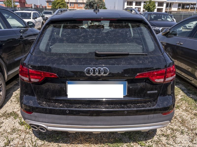 Audi A4 Allroad 2.0 TDI quattro 2018 – снимка 4