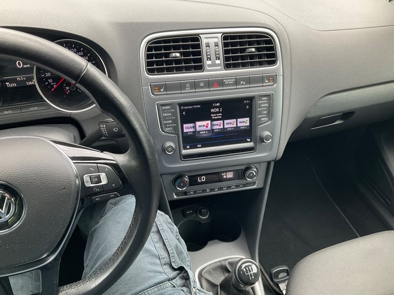 Volkswagen Polo 1.2 TSI Allstar BlueMotion Tech 2016 – снимка 18