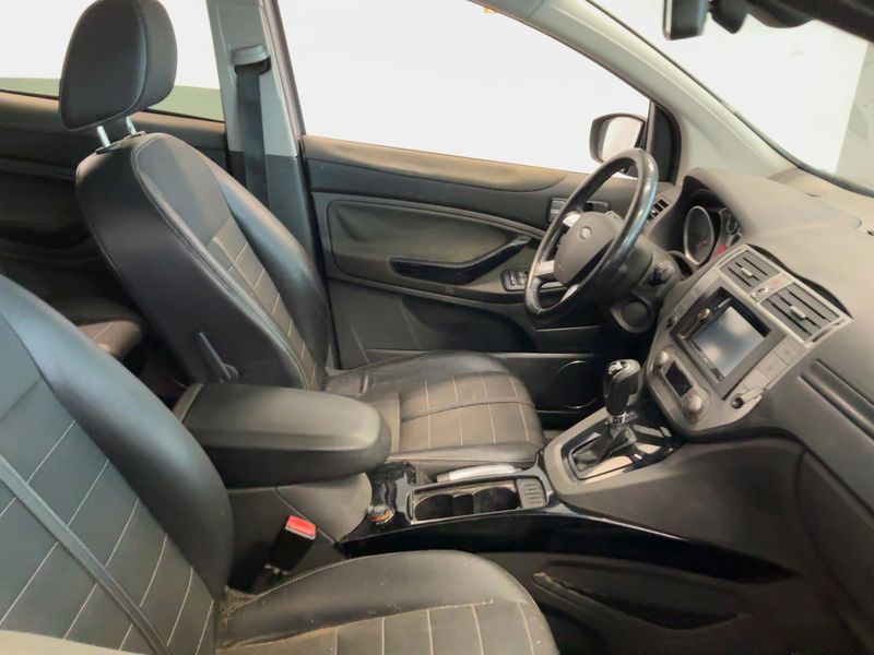 Ford Kuga 2.0 TDCi Titanium 2012 – снимка 16