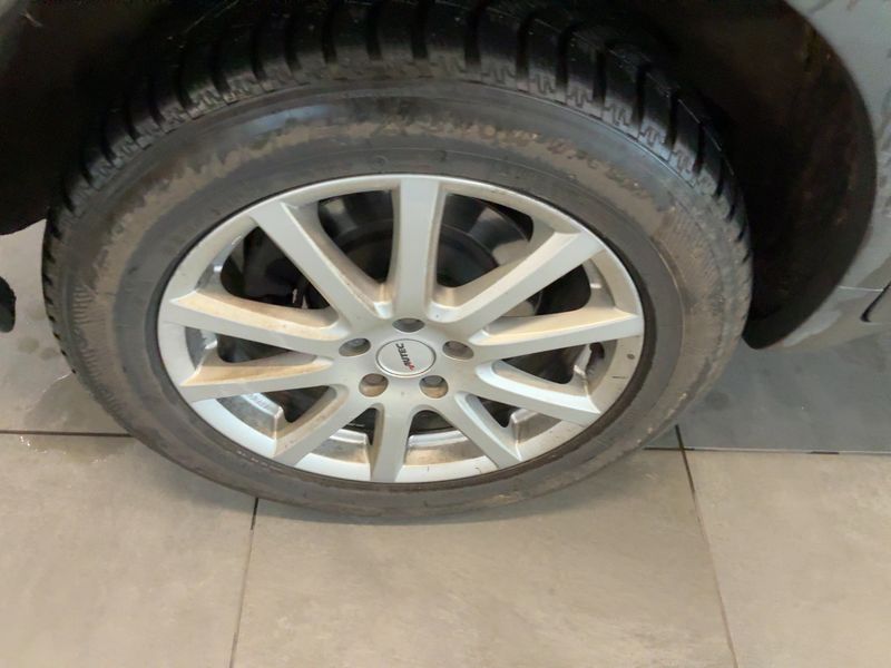 Ford Kuga 2.0 TDCi Titanium 2012 – снимка 9
