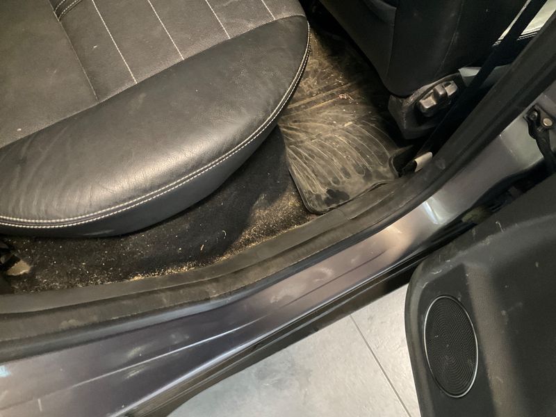 Ford Kuga 2.0 TDCi Titanium 2012 – снимка 45