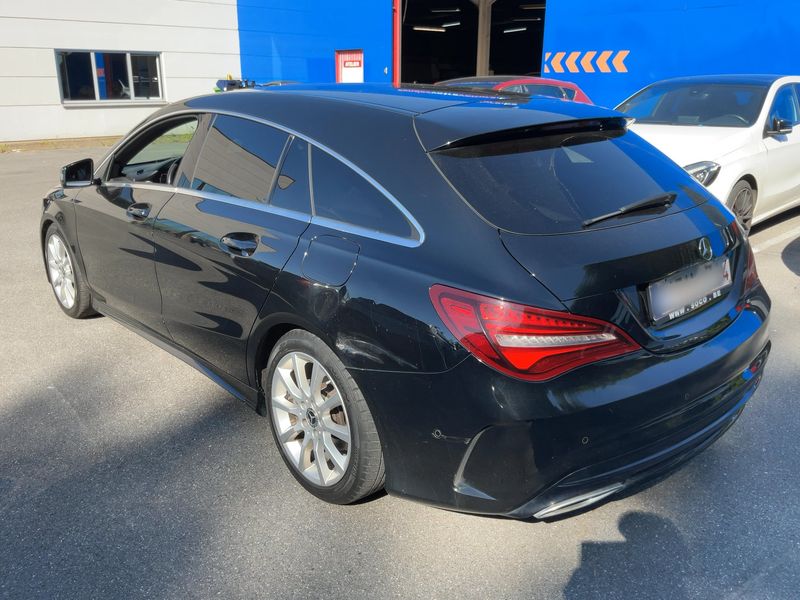 Mercedes-Benz CLA-Klasse CLA 200 Shooting Brake AMG Line 2019 – снимка 6