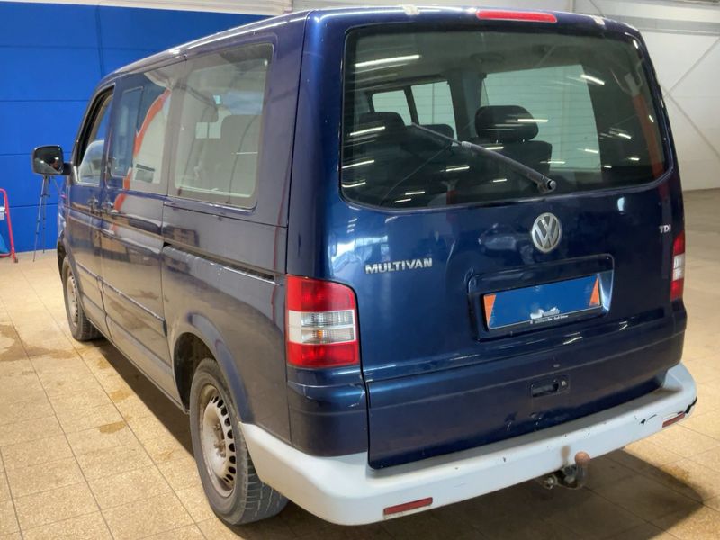 Volkswagen T5 Multivan 2.5 TDI Comfortline 2004 – снимка 6