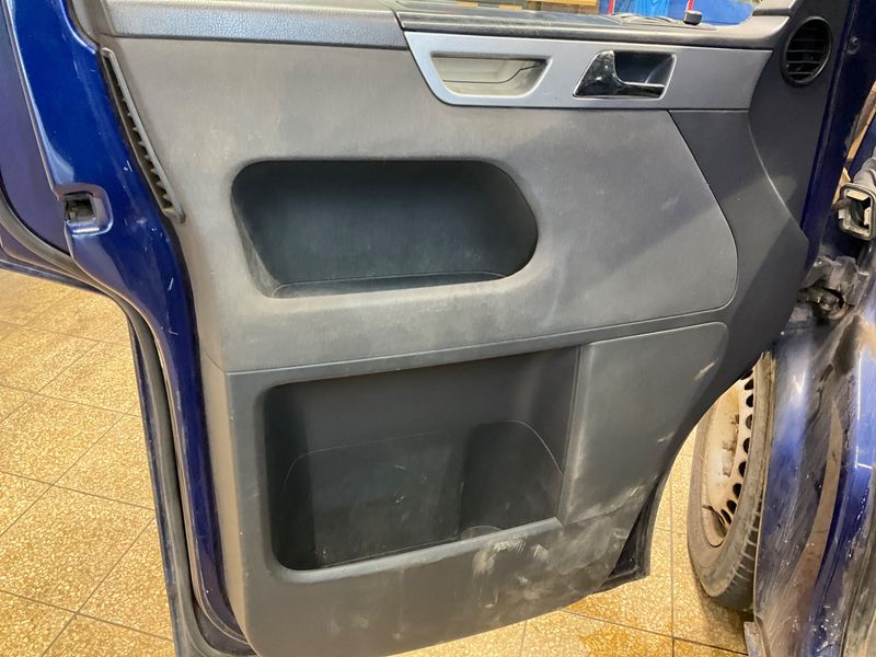Volkswagen T5 Multivan 2.5 TDI Comfortline 2004 – снимка 41